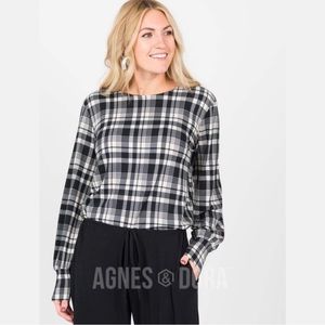 Agnes & Dora Blouson Long Sleeve Tee